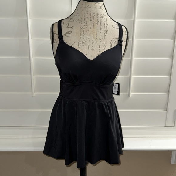 Torrid Wire-Free Racerback Tankini Black - Picture 1 of 13